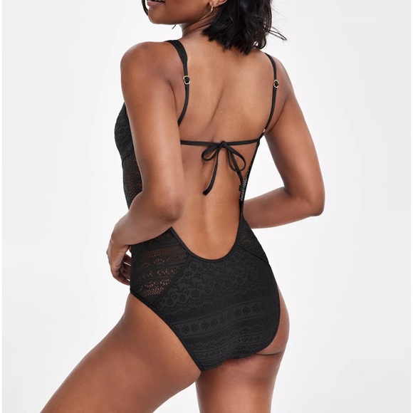 Becca Women's Crochet Plunging One-Piece Keyhole Swimsuit Size Small Black Sexy - Picture 6 of 16